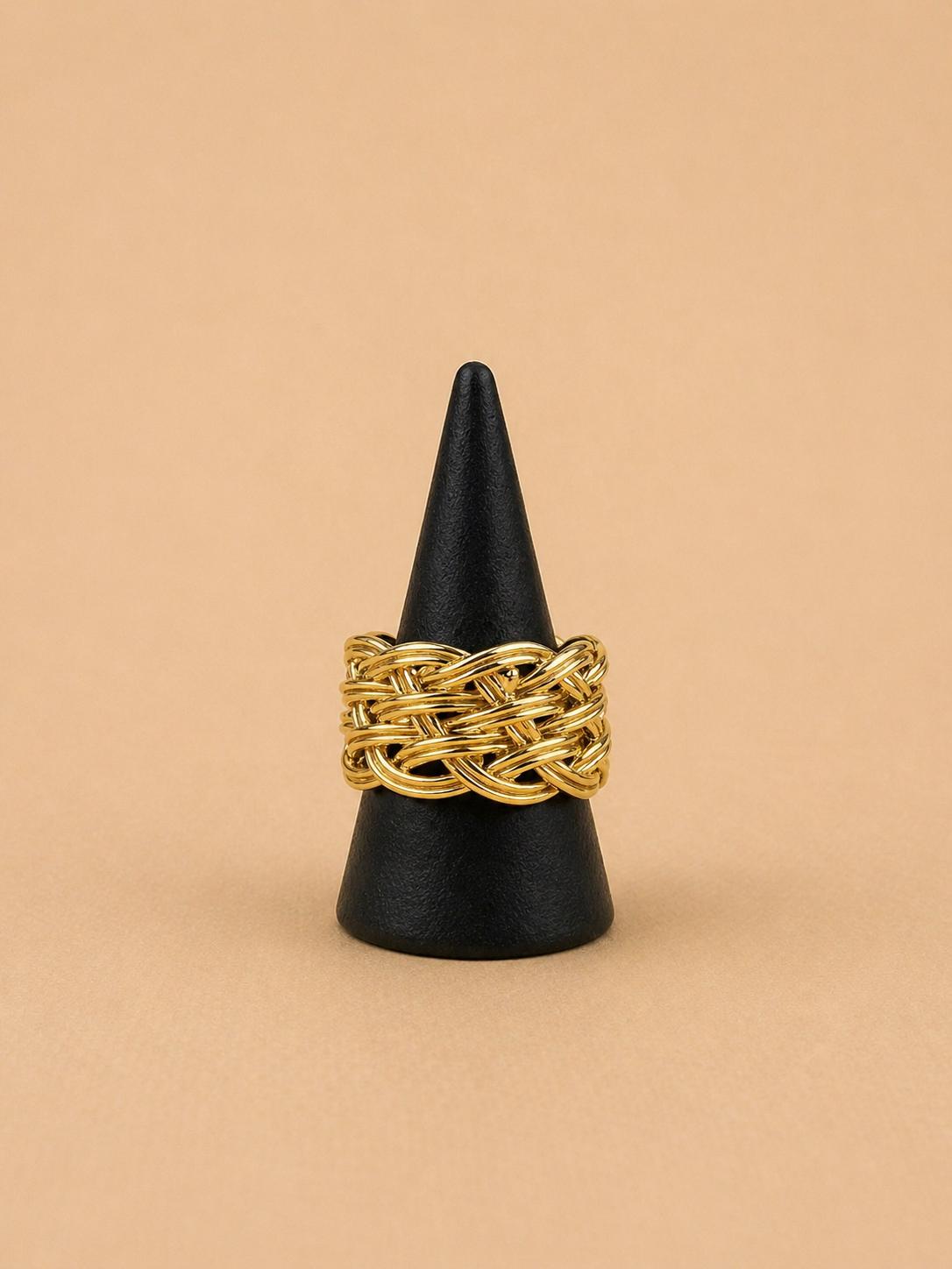 Nexo Ring