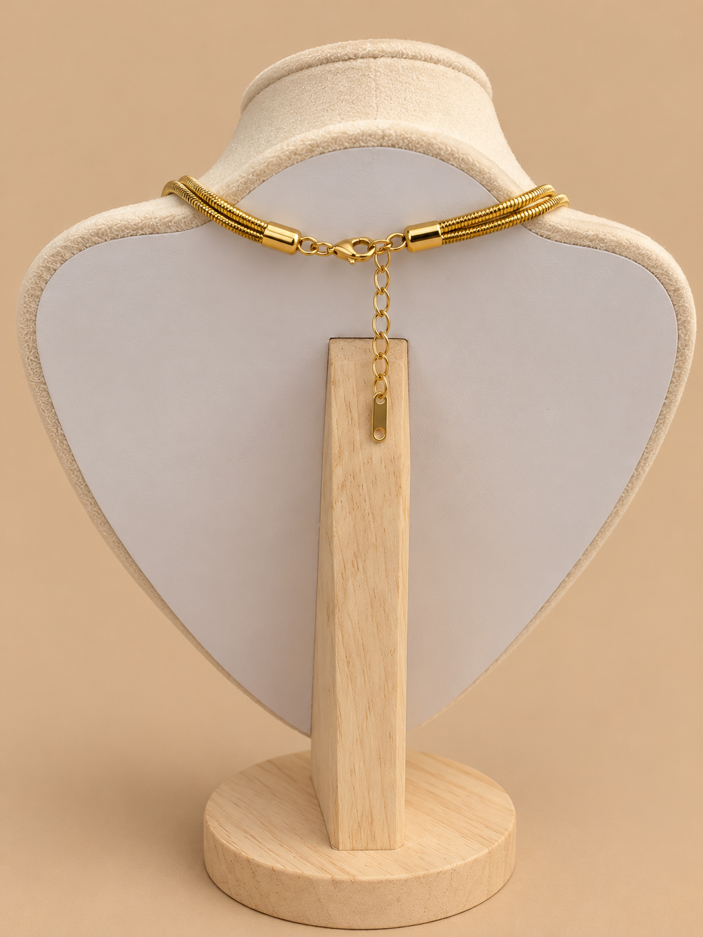 Tria Necklace